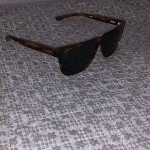 Costa Apalach 580G Sunglasses (Shiny Tortoise Frame/Gray Lenses)